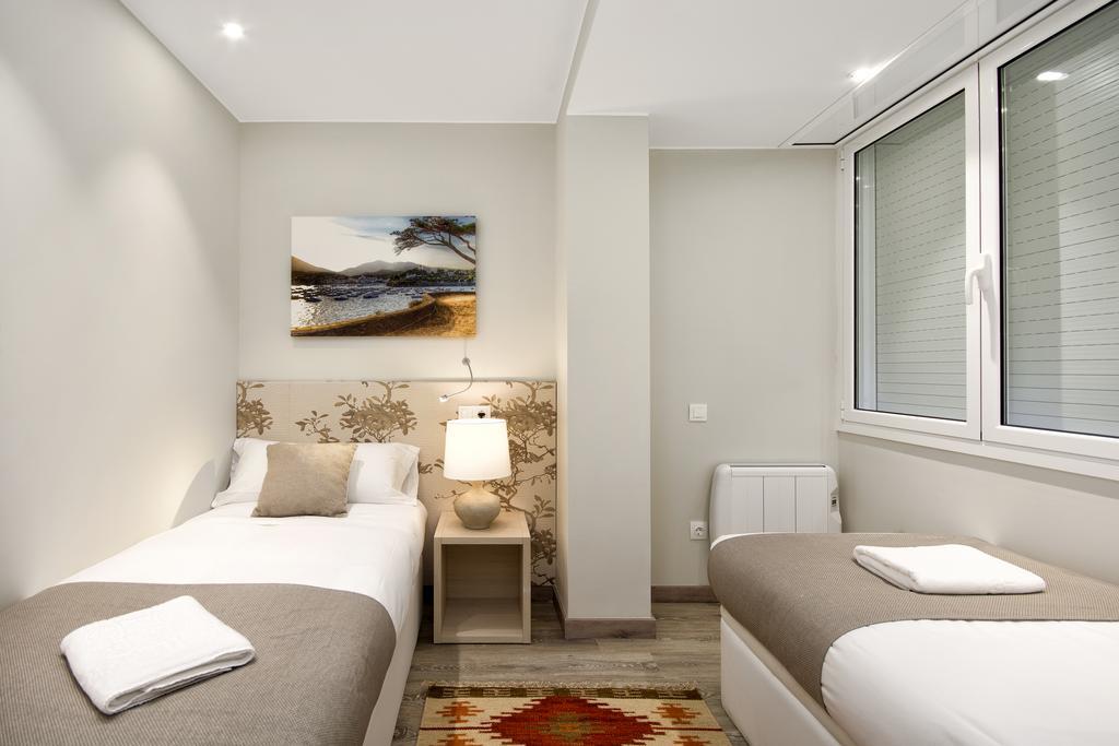 Eixample Building Apartments By Mercedes Heritage Barcelona Buitenkant foto