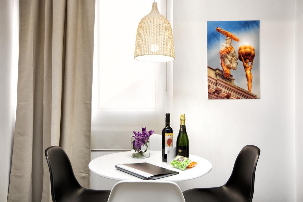 Eixample Building Apartments By Mercedes Heritage Barcelona Buitenkant foto