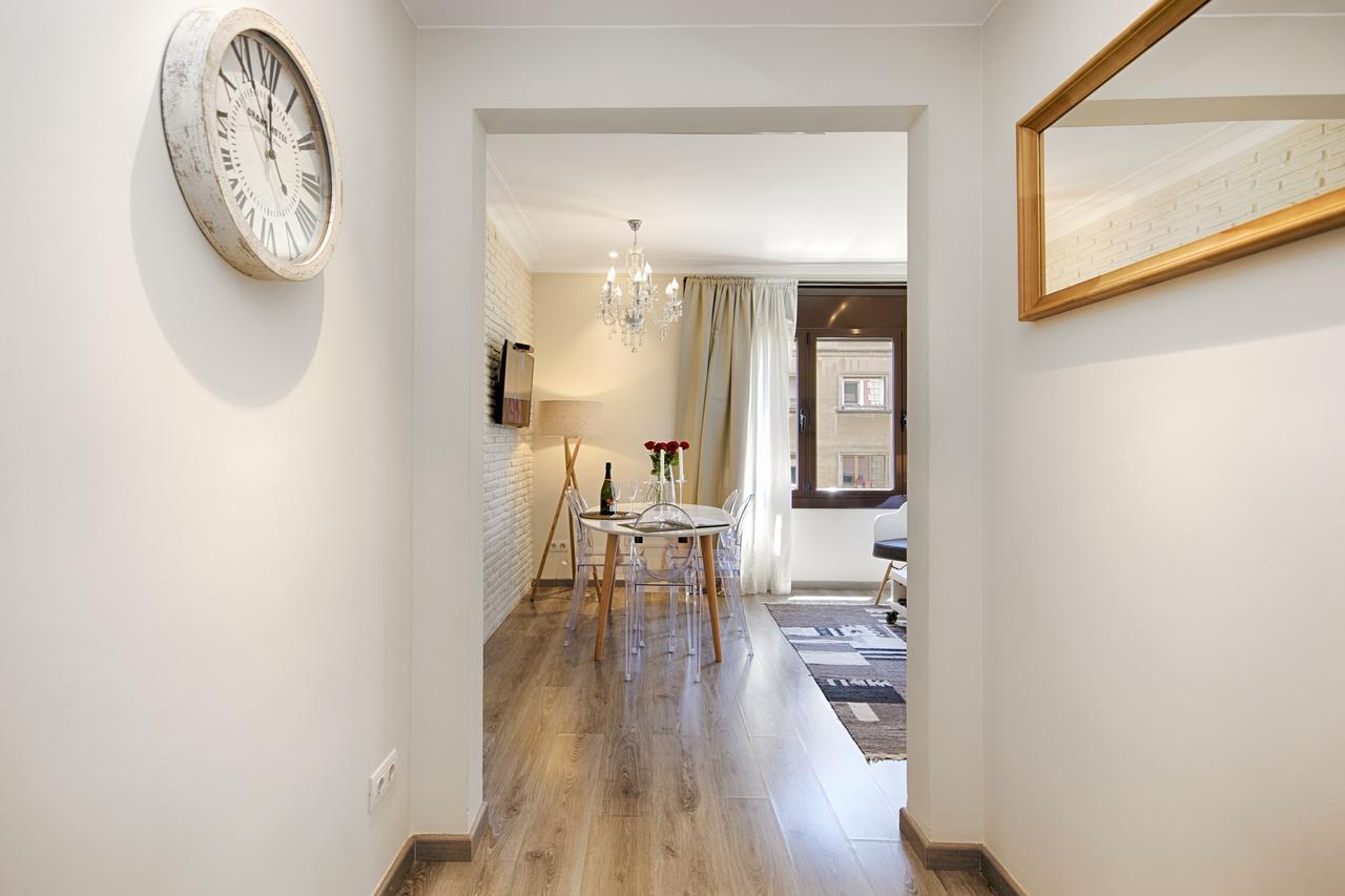Eixample Building Apartments By Mercedes Heritage Barcelona Buitenkant foto