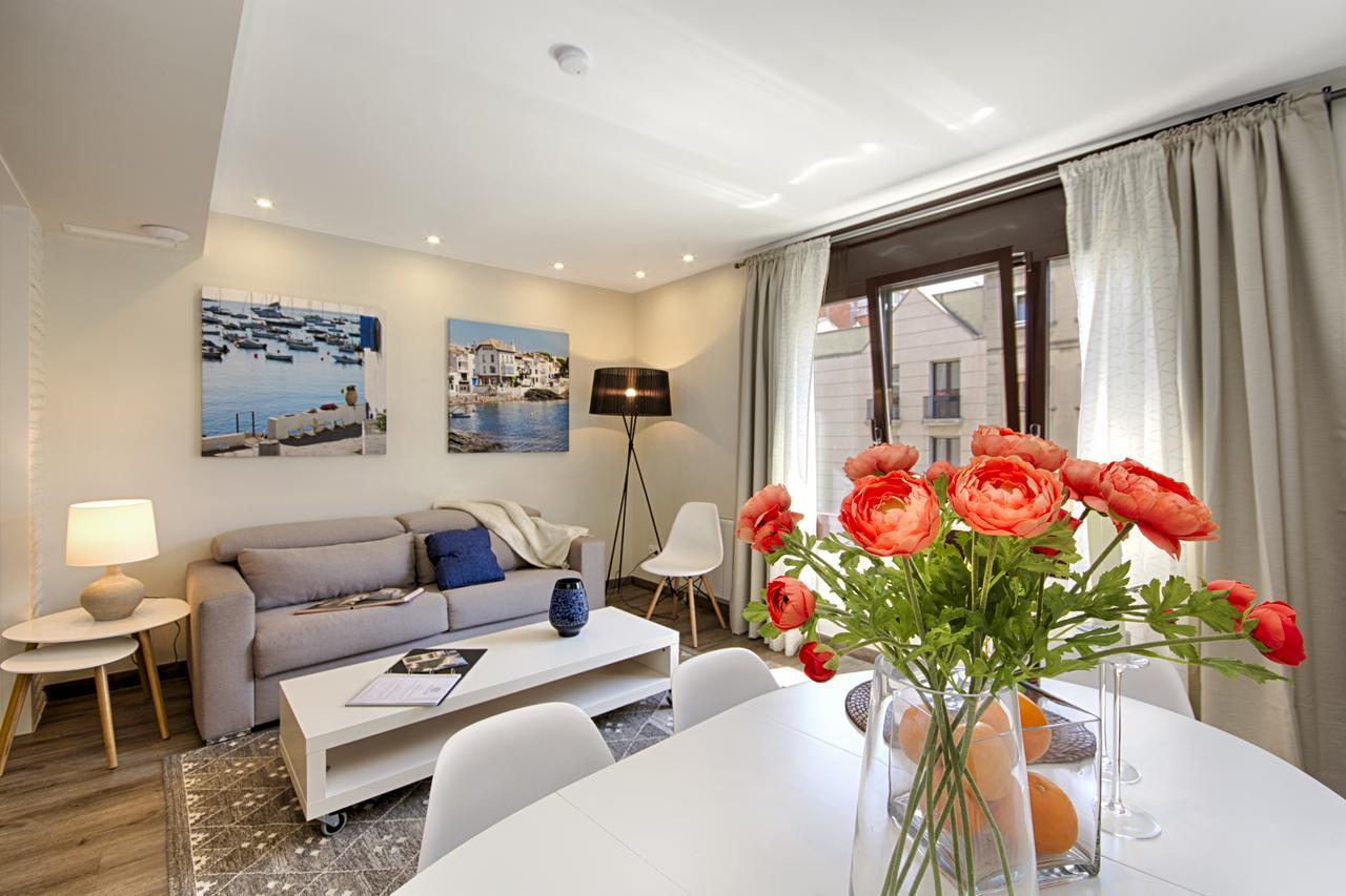 Eixample Building Apartments By Mercedes Heritage Barcelona Buitenkant foto